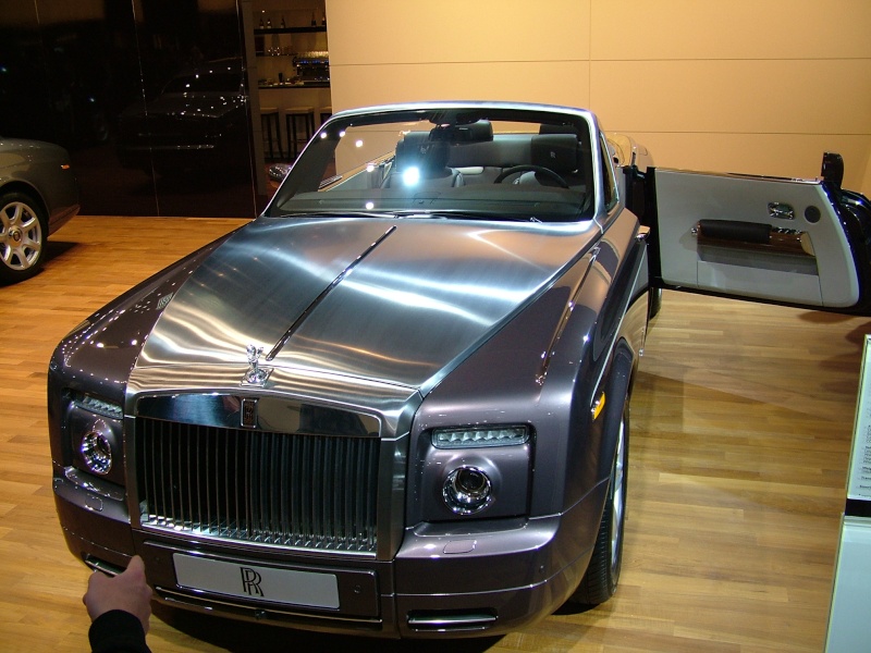 BENTLEY depuis 1999. Détient le suivi des Rolls-Royce d'avant 2003. Mondia19