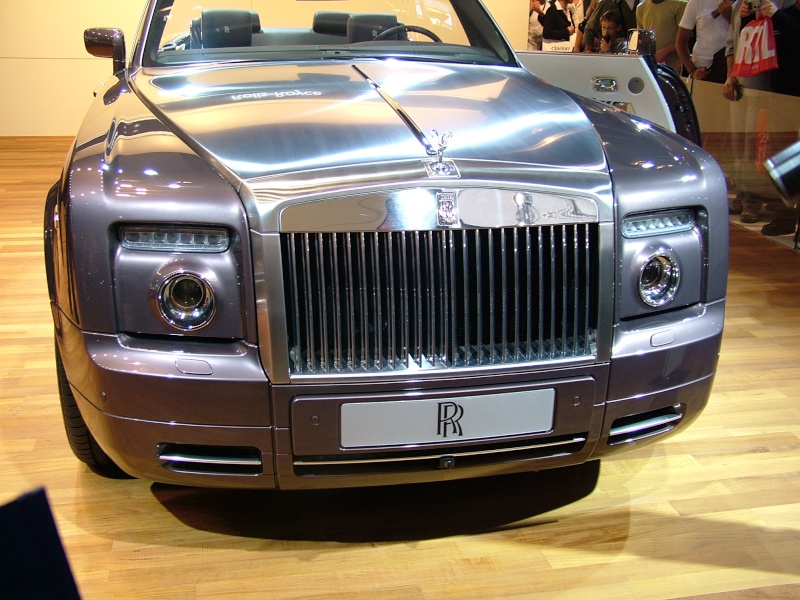 BENTLEY depuis 1999. Détient le suivi des Rolls-Royce d'avant 2003. Mondia21