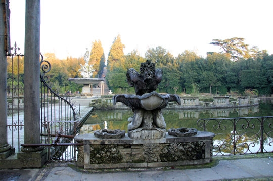 Jardin >  Les jardins de Boboli Statue10