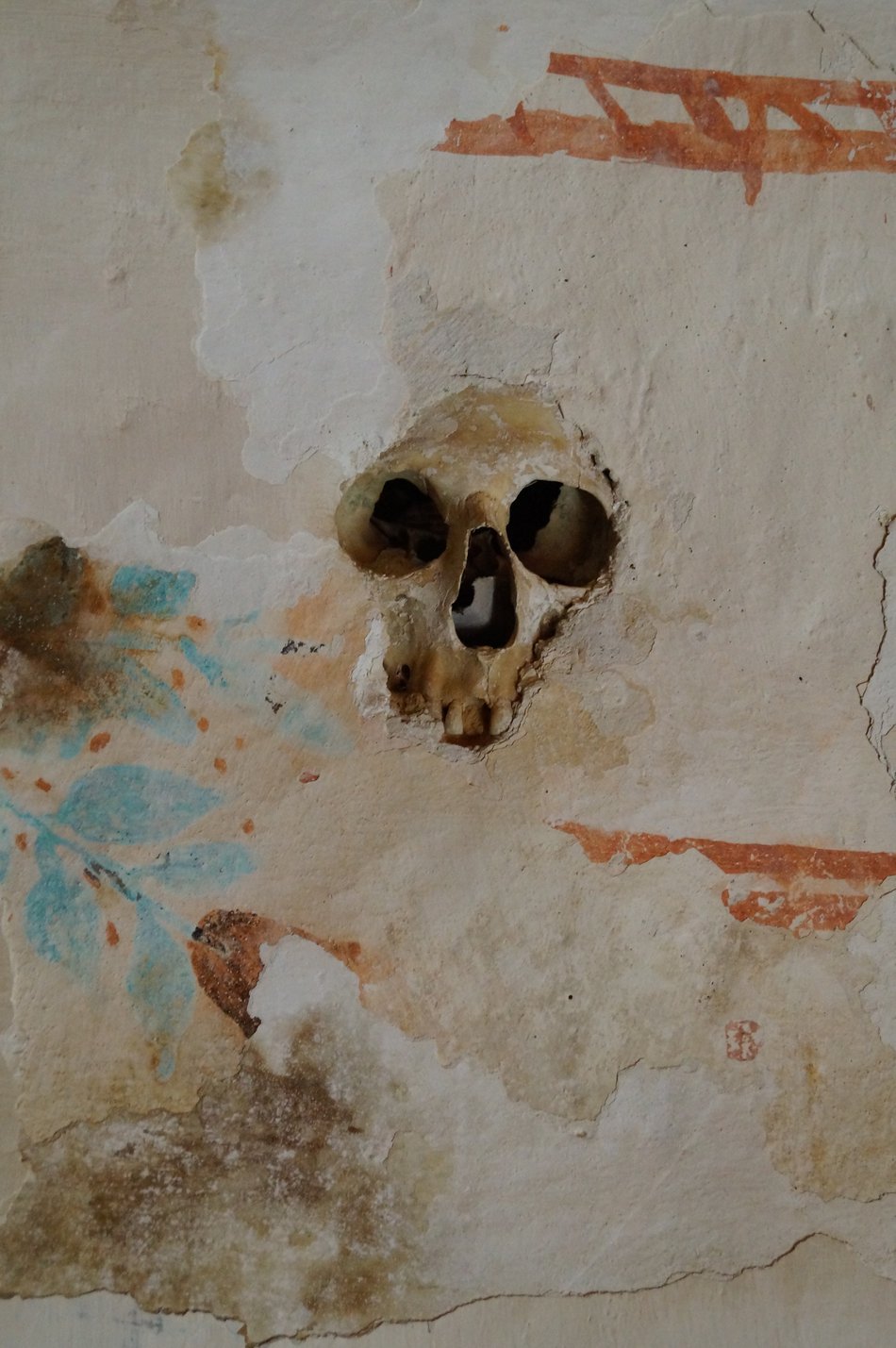Un crâne te regarde - La Chapelle St Gilles, Guermeur 19b70d10