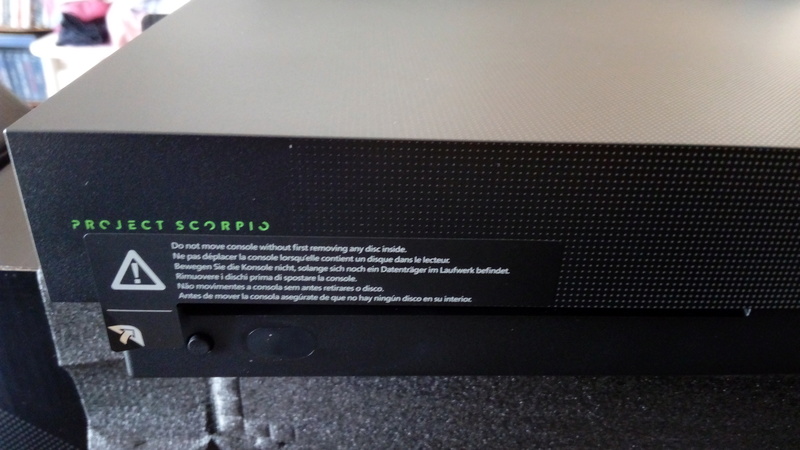 la xbox one X a christophe "edition scorpio" Img_2021