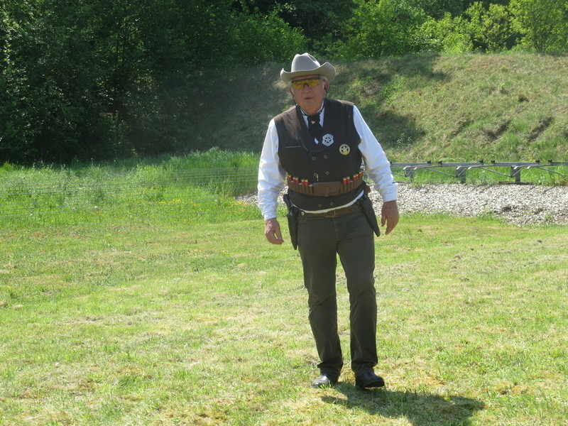 Concours CAS en Helvétie, près de NEUCHATEL (Mai 2018) Img_7026