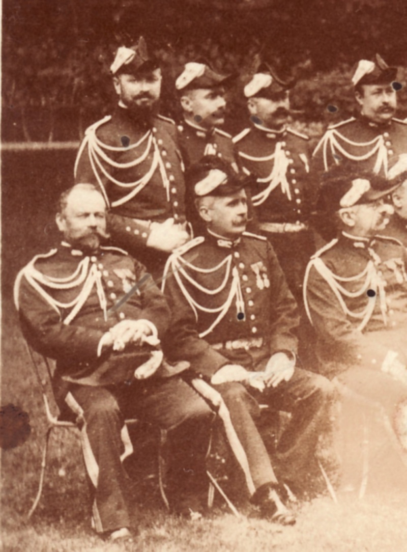 Groupes d'hommes à identifier,circa 1905/1910 Sans_207