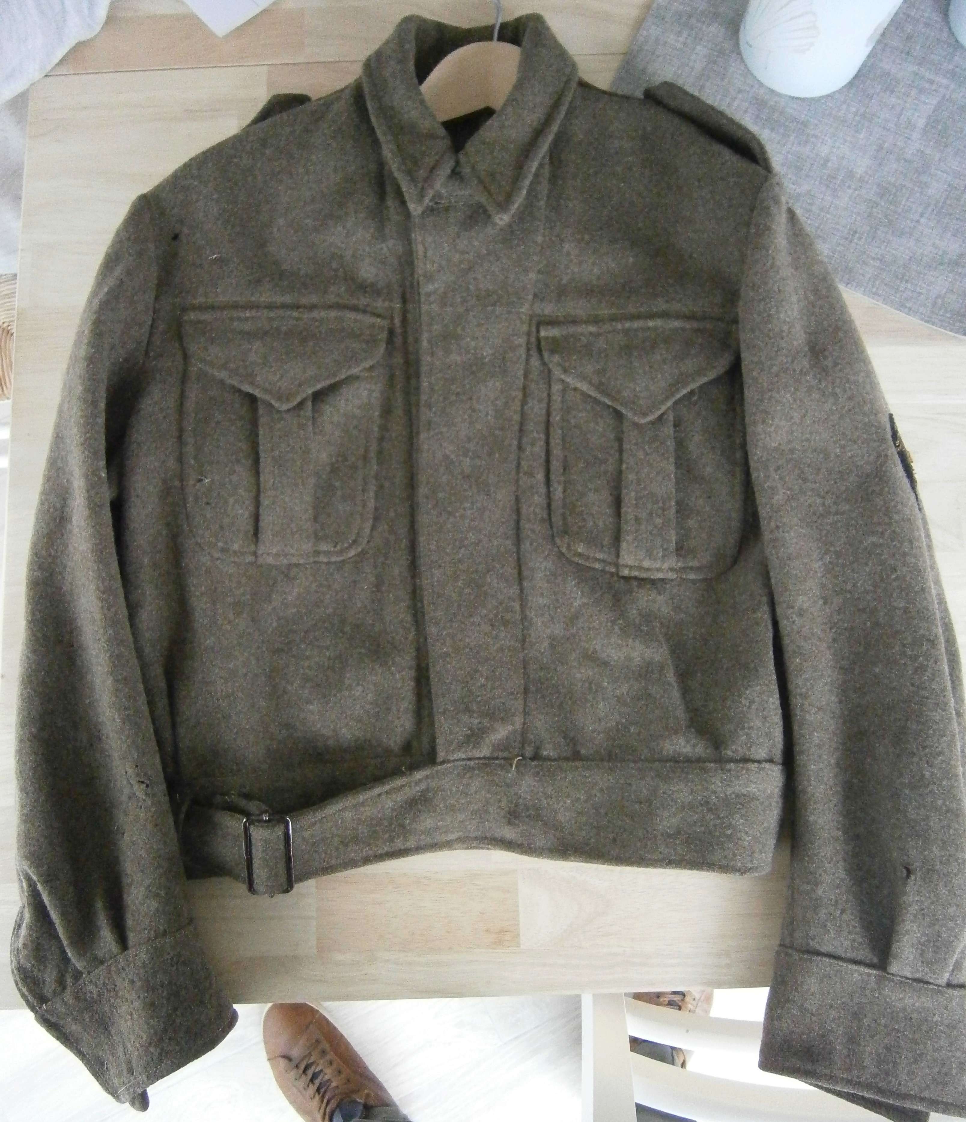 battledress gendarmerie française mais peut-être anglaise ww2 ? P5300013