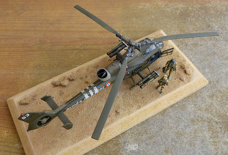 Gazelle "Daguet" - Base Airfix (additif Heller) - 1/72. Hot_8115