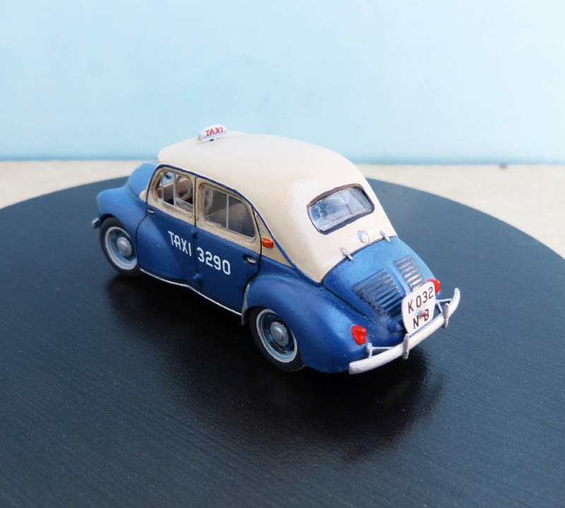 *1/43  Renault 4CV "Taxi de Saigon" - Heller - Taxisa12