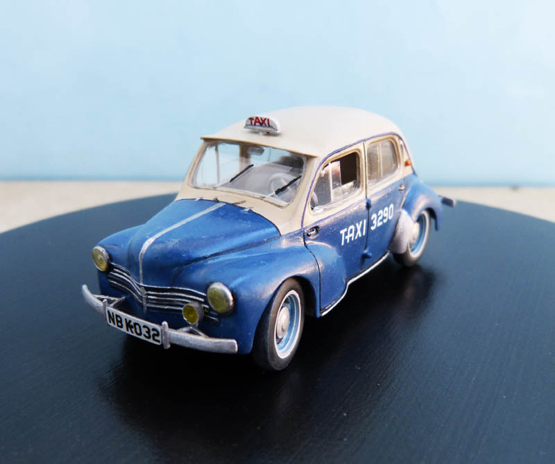 *1/43 Renault 4CV "Taxi de Saigon" - Heller - Taxisa13