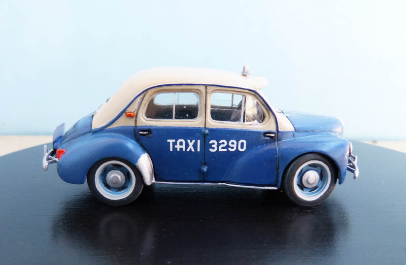 *1/43  Renault 4CV "Taxi de Saigon" - Heller - Taxisa17