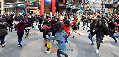 [ARCHIVES] 27.02.2010 Flashmob des cassiopeias Flashm12