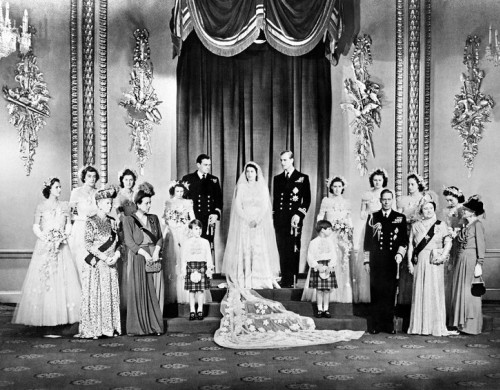 La reine Elizabeth II et le prince Philip fêtent leurs noces de platine Mariag10