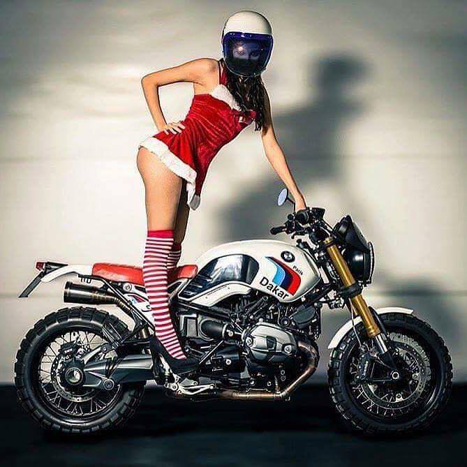 Babes & Bikes - Page 23 25659510