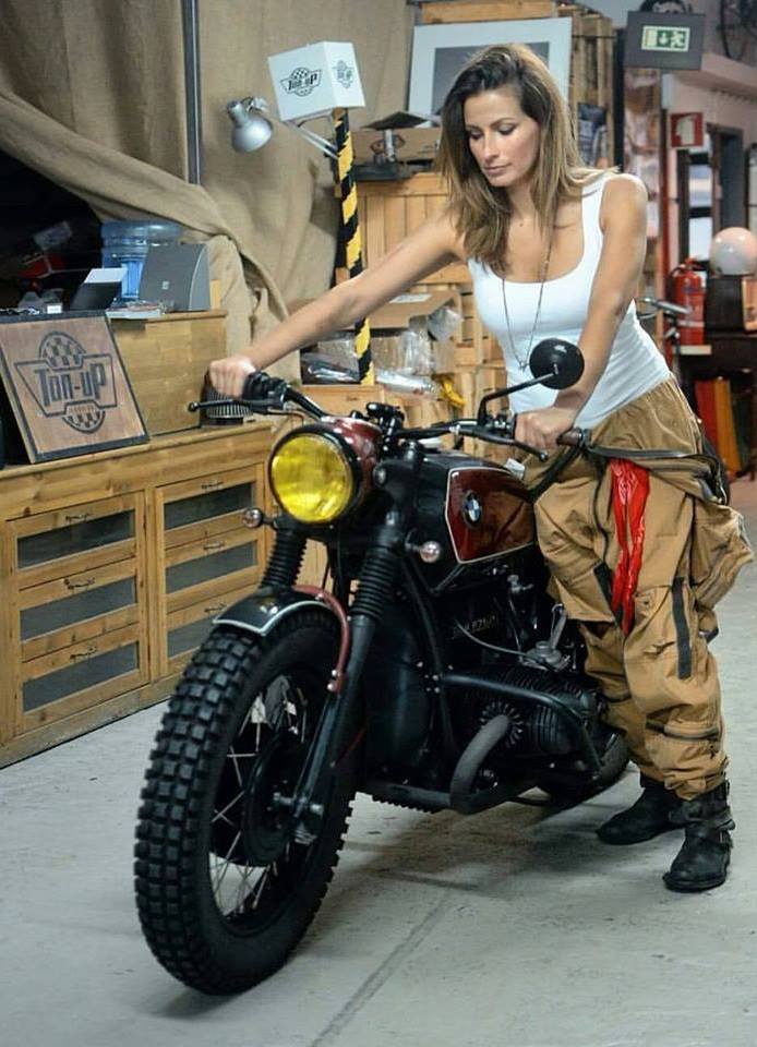 Babes & Bikes - Page 25 26055610