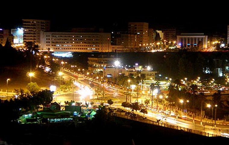Meknès, la ville Nouvelle 6 - Page 17 Meknes16