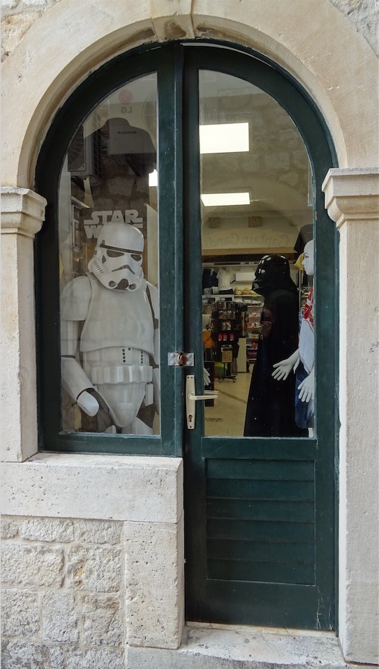 The Last Jedi: from Canto Bight to Dubrovnik Sw8-du12