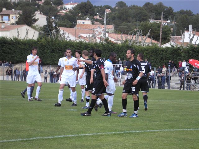 SOUS UN TEMPS PARISIEN LE SOCC SE BALADE 3-0 FACE A PARIS FC P4180039