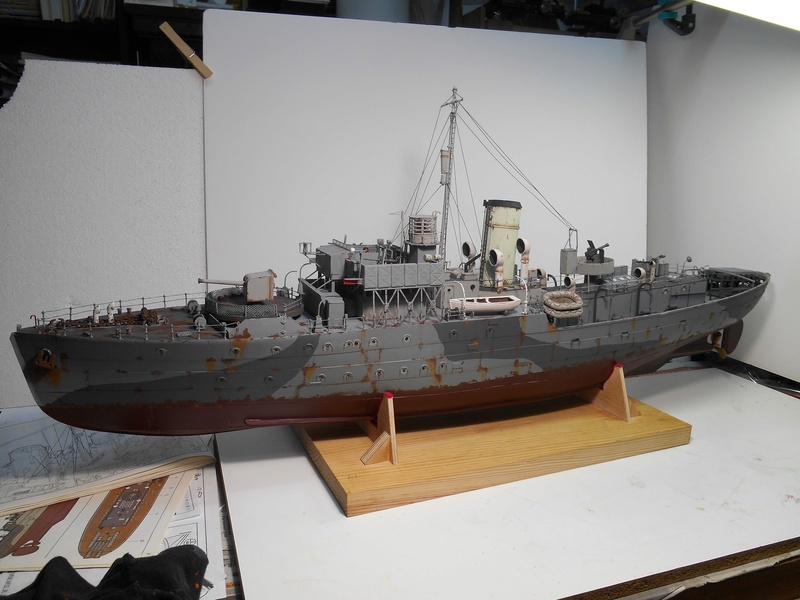 - Corvette Flower Class H.M.S. Bluebell - 1/72e - Page 2 Corv-120