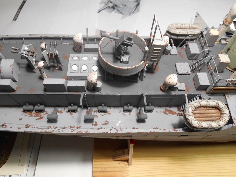 - Corvette Flower Class H.M.S. Bluebell - 1/72e - Page 2 Corv-r81