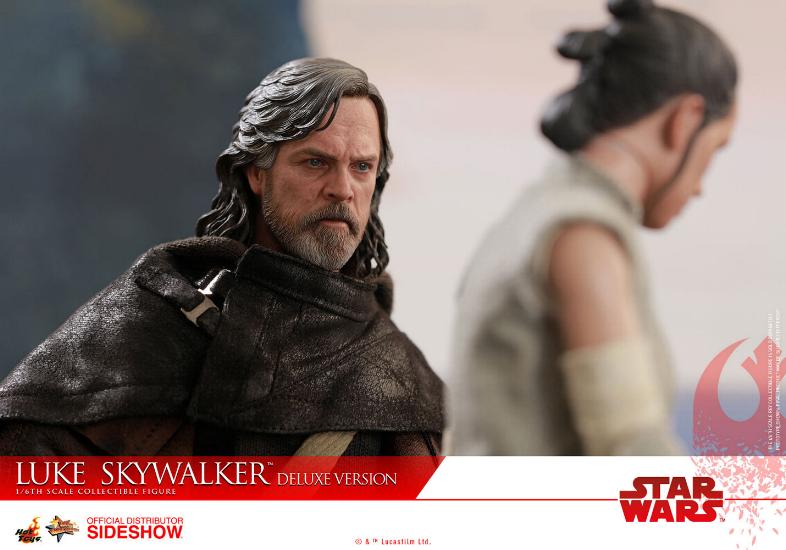 HOT TOYS - The Last Jedi - Luke Jedi Exile 1/6 scale figure Luke_e52