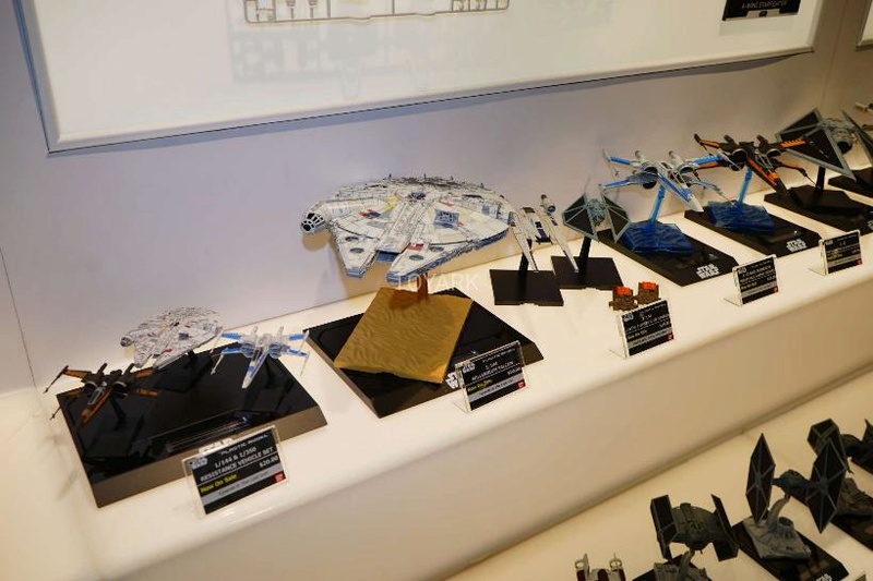 NEW YORK TOY FAIR 2018 - Movie Realization & Model Kits Nytf_012