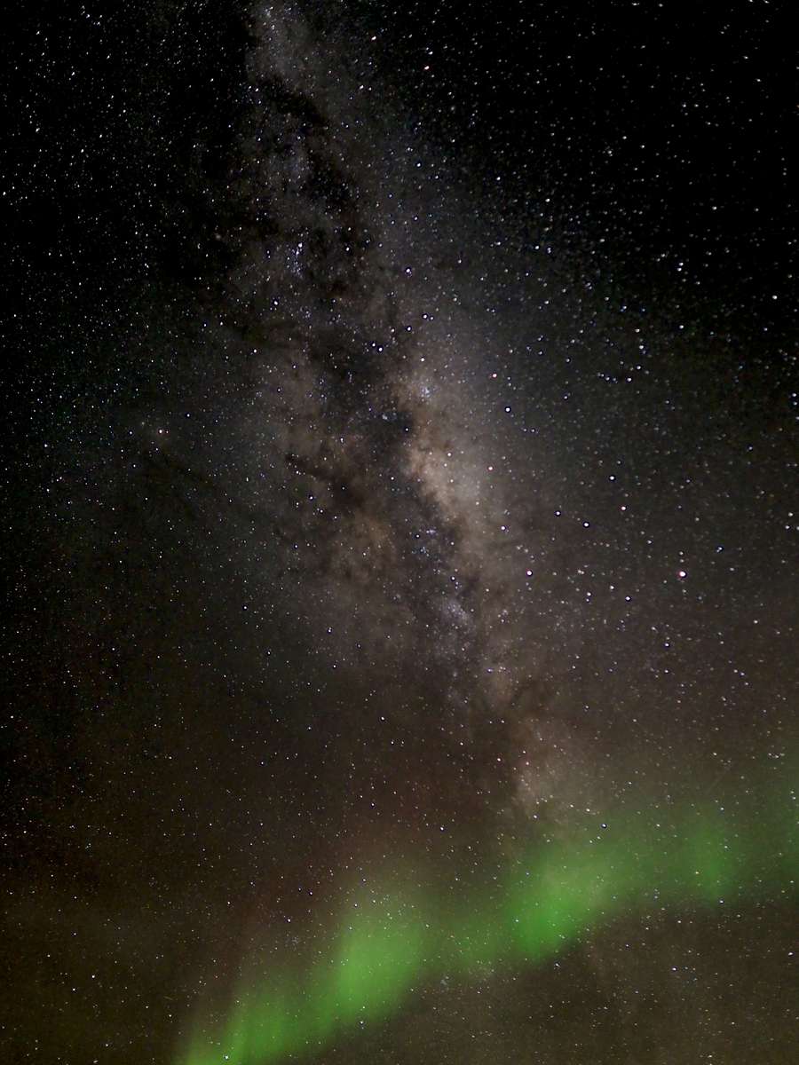 Voie lactée et aurore australe Laeon10