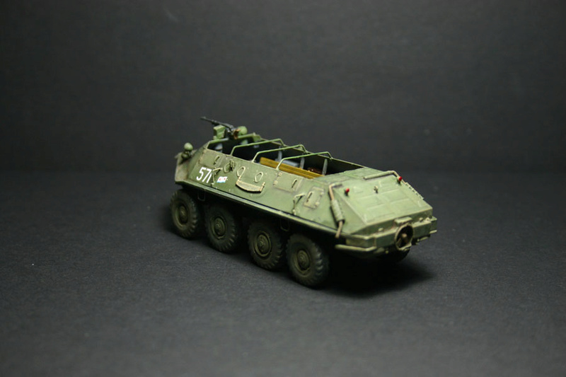 BTR 60P - montage (Ras le bol de ce modelel.TERMINE) - Page 3 Btr_6074