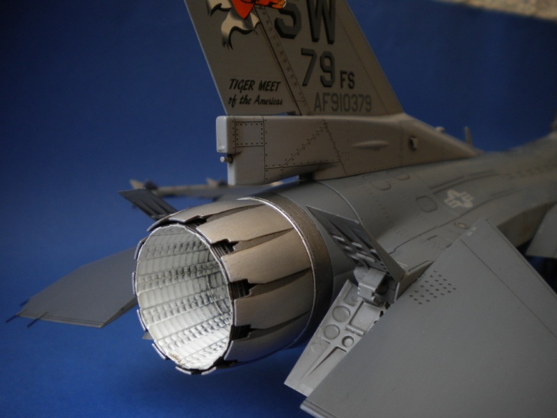F16C Fighting Falcon [TAMIYA] 1/32 - Page 2 611