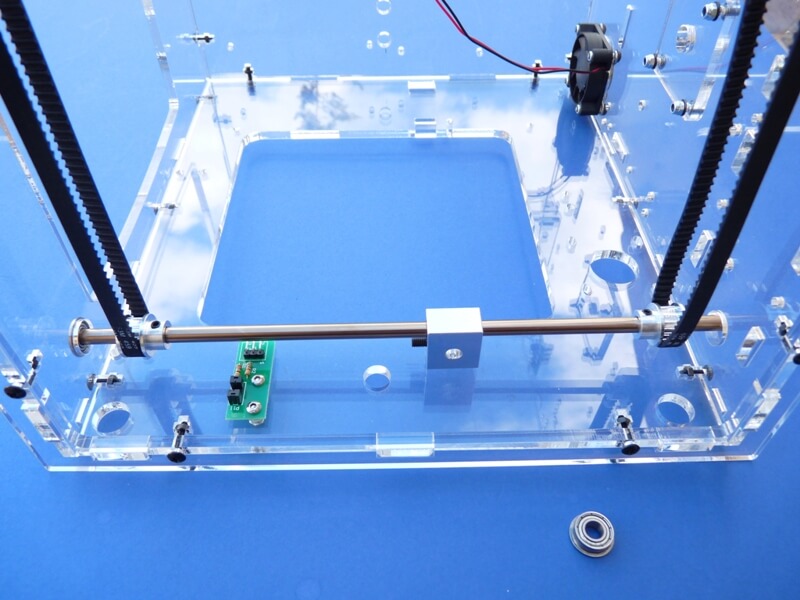 Construction d'une imprimante 3D multimatériaux - Kit Altaya model-space C5ck10