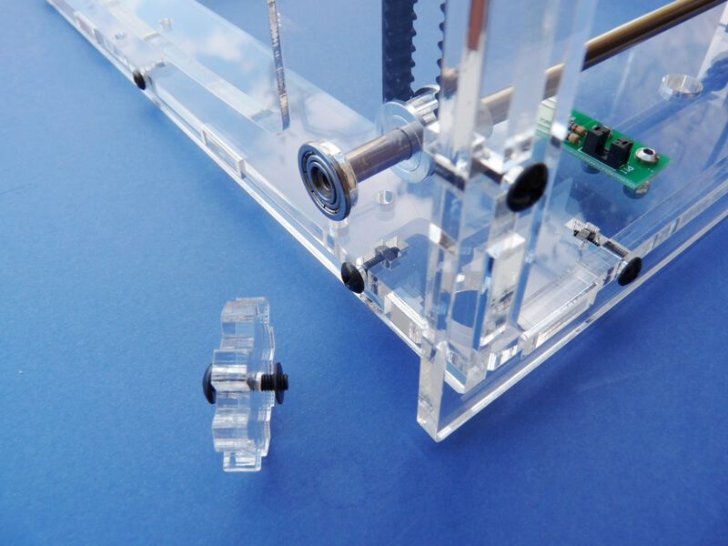 Construction d'une imprimante 3D multimatériaux - Kit Altaya model-space C5cp10