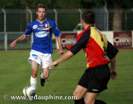 LE SOCC CRAQUE A L 'HEURE DE JEU :LOURDE DEFAITE... 3 A 0 02281310