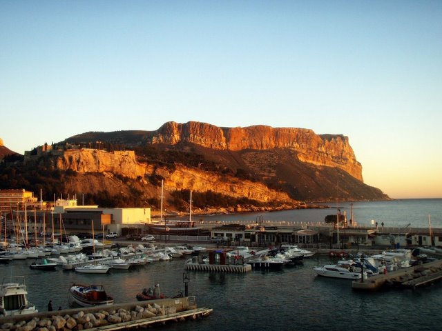CASSIS PARADIS SUR TERRE....VRAIMENT - Page 2 Pc180010
