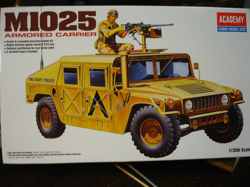 Humvee M1025 armored carrier - Academy 1:35 Dsc00220