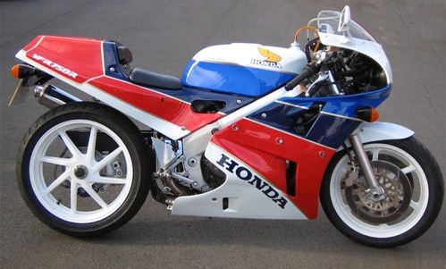Les motos qui vous ont fait rêver...ou qui vous font rêver Honda-10