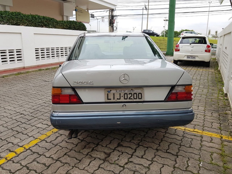W124 Mercedes 300E 1991 R$20.000,00 5cc62410