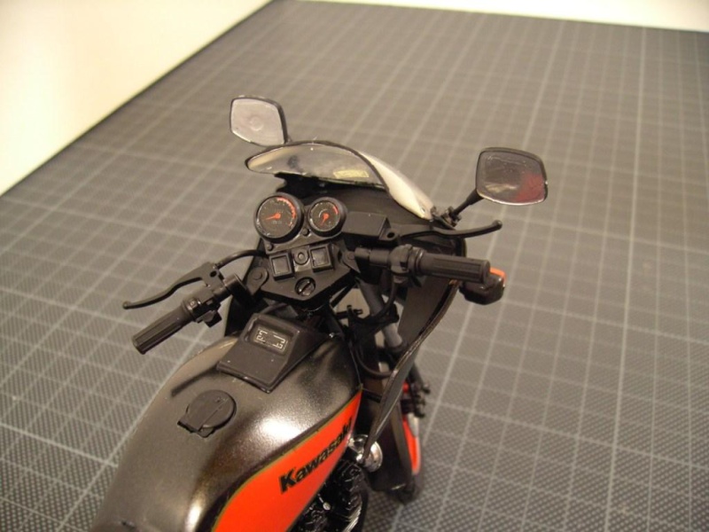 Kawasaki GPz400 von Aoshima 1:12 Galerie Pict7027