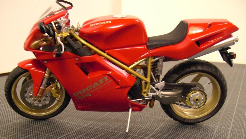 Ducati 916 Tamiya 1:12 Galerie Pict7083