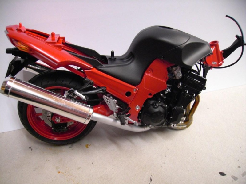 Kawasaki ZX-14 Tamiya 1:12 Nr. 14112 Baubericht Pict7244