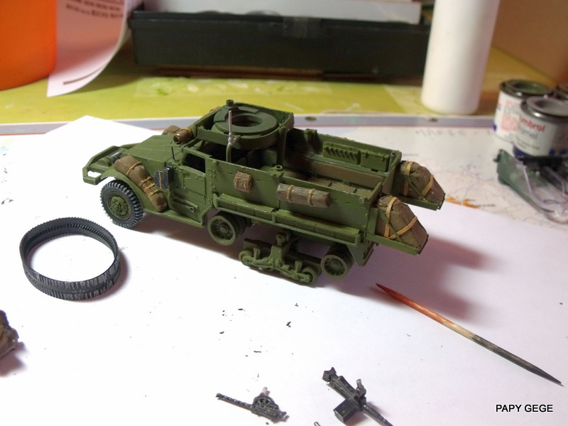 HALF-TRACK M3 TRANSPORT DE TROUPE au 1/50 + M3 AMBULANCE Half_t32