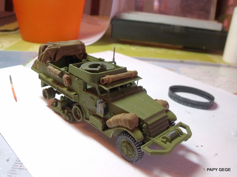 HALF-TRACK M3 TRANSPORT DE TROUPE au 1/50 + M3 AMBULANCE Half_t34