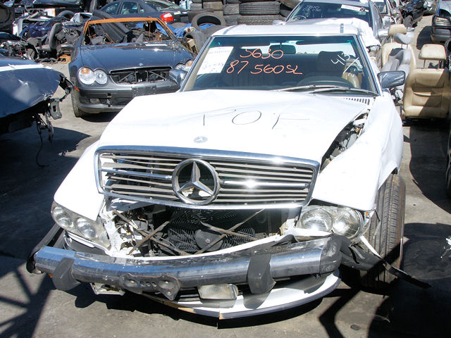 image de crash mercedes si vous voulez avoir des frissons - Page 6 00563010