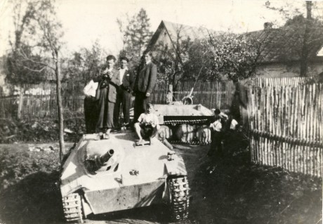 SdKfz 138/2 Hetzer - Page 2 Flakhe10