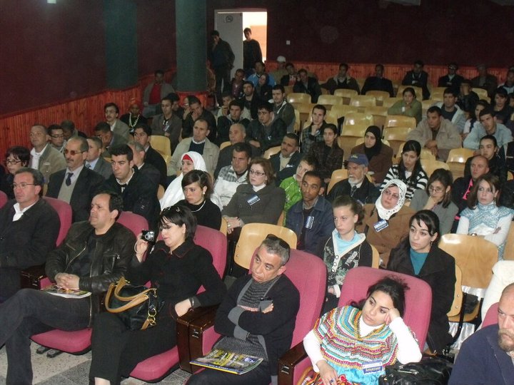 Photos de la 9 ème édition du festival de poésie d'expession amazighe de l'ACAF - Page 4 20029610
