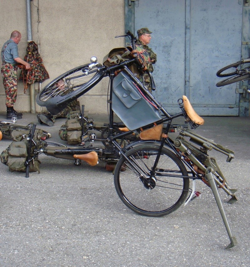 Les vélos militaires suisses 2010_010