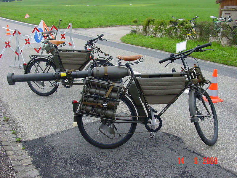 Les vélos militaires suisses 28735110