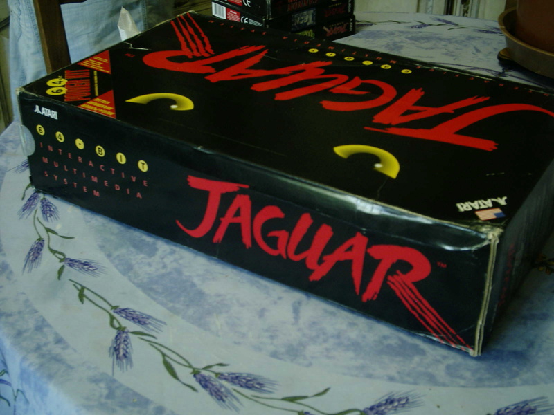 [VENDUE] Console Atari Jaguar US en boite complète + 1 jeu loose 40601923