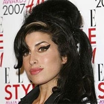 Winehouse ofert pr rol filmik? F_011421