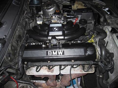 BMW E30 325is M20 an 1989 ] probleme ralenti