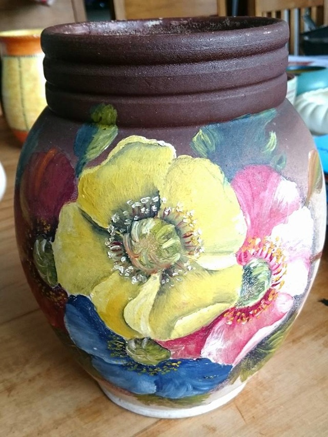 vase - Harwyn vase courtesy of Wendy Turner Harwyn10