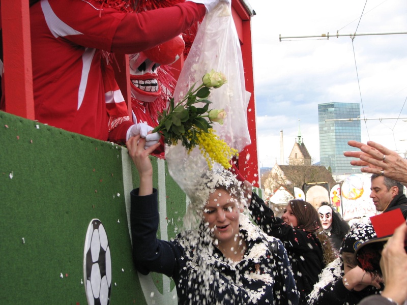 Le "Morgenstraich" a lanc le Carnaval de Ble  0 Img_5812