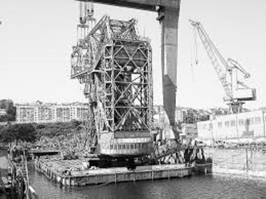 * PONTON GRUE DE 250 T (1936/2003)  Ponton12