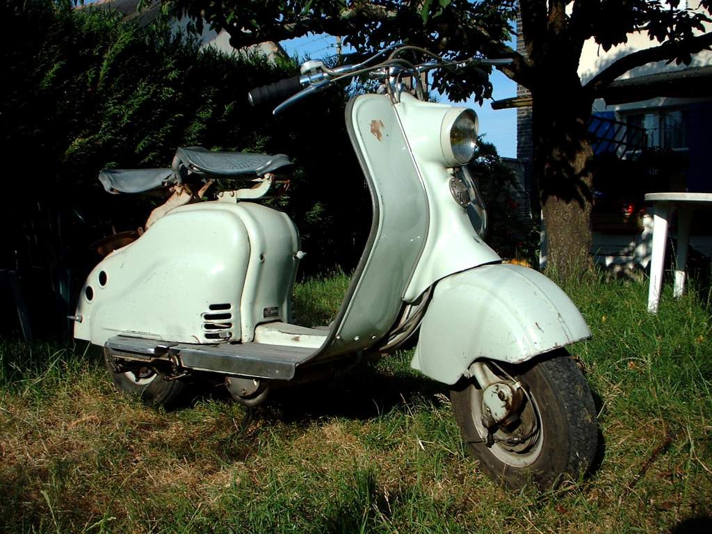 Vespa, Vespam, Vespae.... - Page 32 Dscf8810